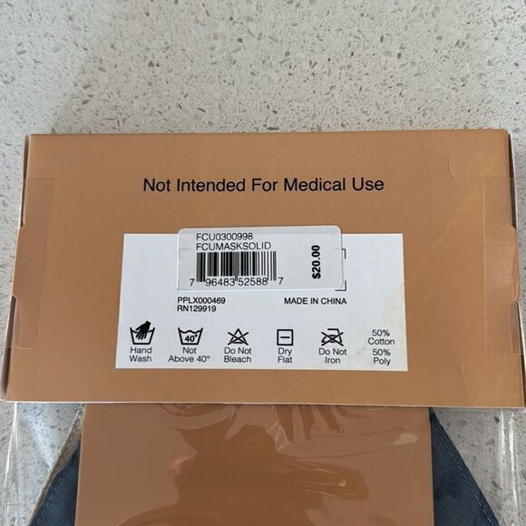 NWT Fossil Social Face Covering Bundle of 3 in a pack Denim Color Blue - Picture 5 of 9